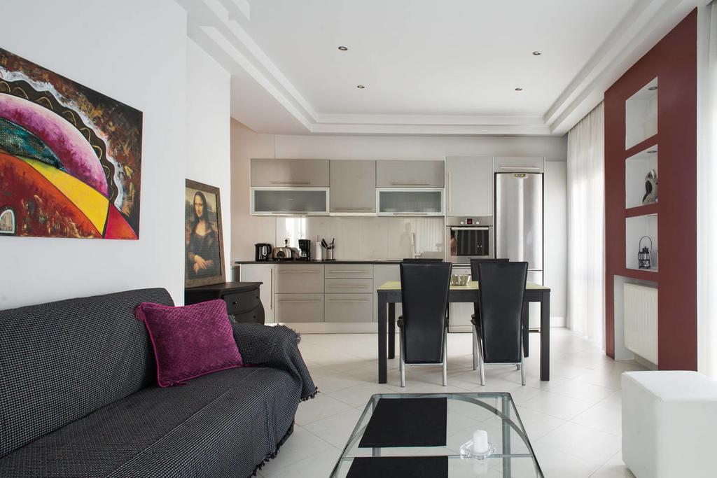 Glyfada Riviera Home Atene Esterno foto
